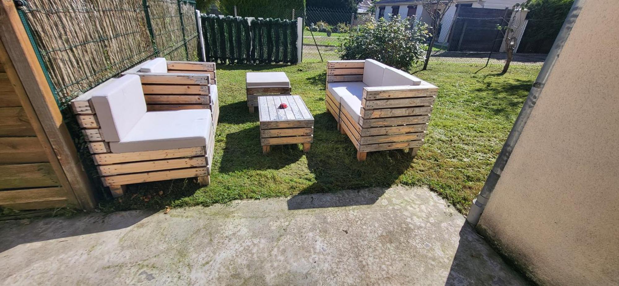 Maison De Plein Pied Avec Jardin Privatif Centre Ville Milly-la-Foret Exterior foto